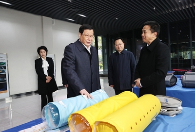 应勇在鄂州调研时强调 确保花湖机场如期运营 加快武鄂同城化发展 新材料技术推广服务