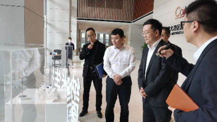 市工信局副局长张宏伟带队赴黄埔区开展新材料技术推广服务调研